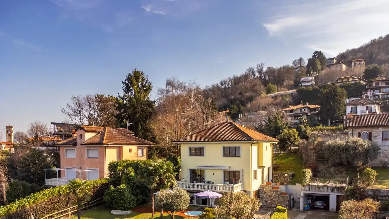 Elegant Villa with Private Garden