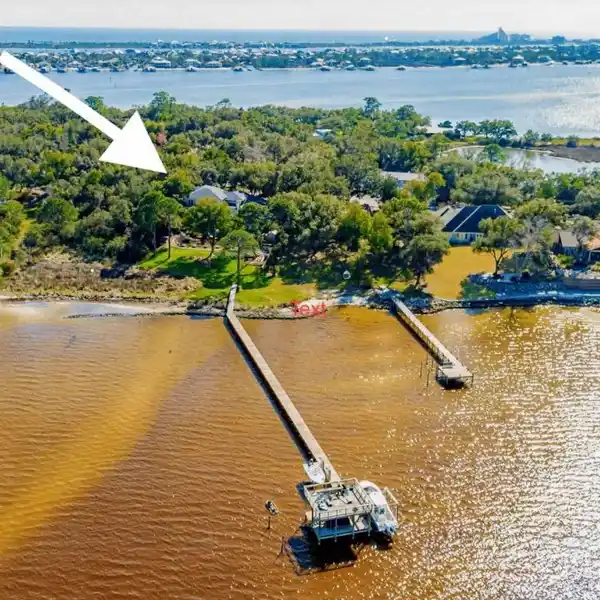 LUXURY WATERFRONT ESTATE ON PERDIDO BAY