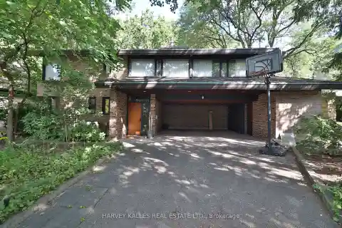 Updated Contemporary Home in Coveted Lytton Park