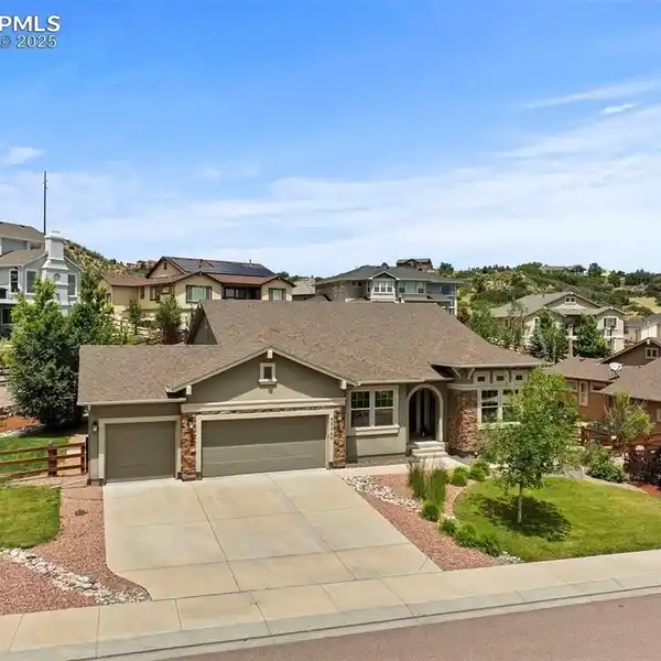 RANCH-STYLE MASTERPIECE