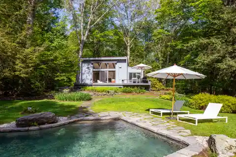 Mid-century Gem on Nearly 5 Acres