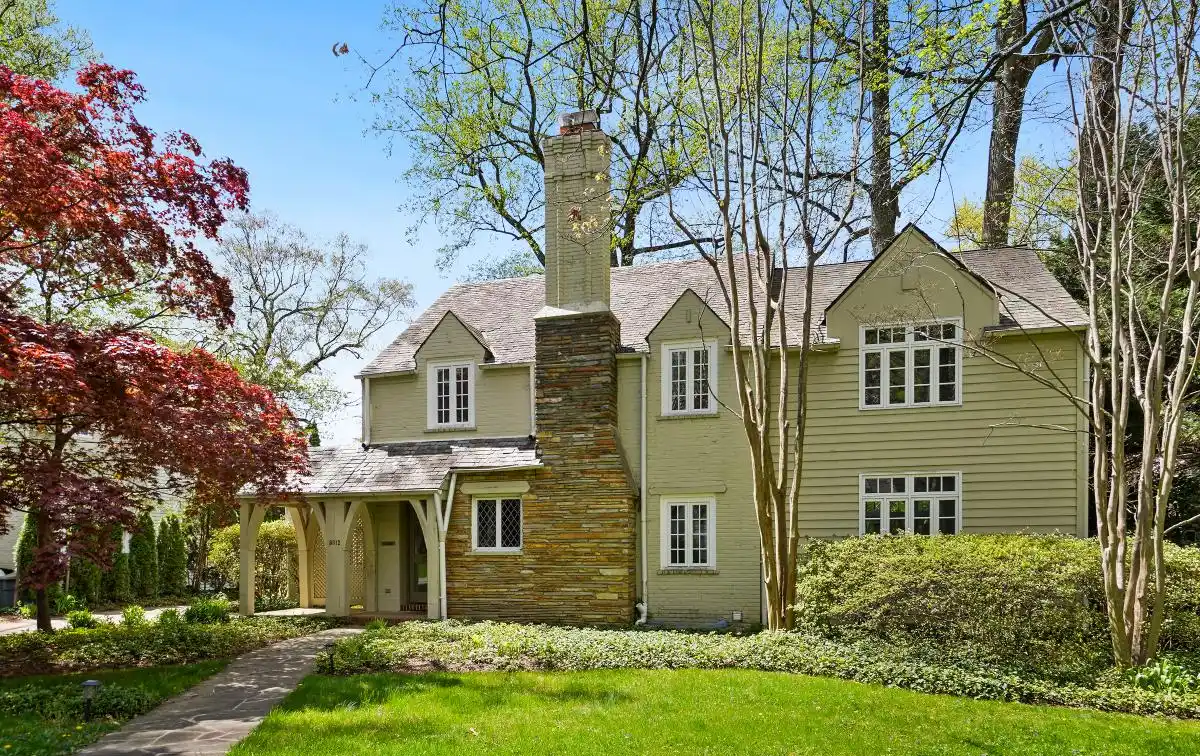 Picturesque Tudor Home in Greenwich Forest