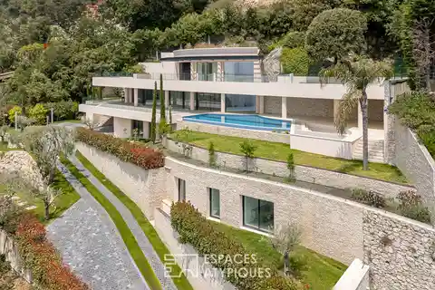 Exceptional Contemporary Villa in the Hills