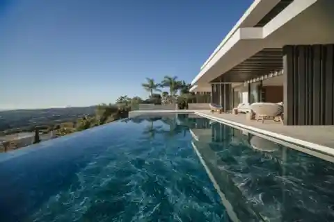 Ultra-Luxury Villa with Serenity-Breathing Architecture