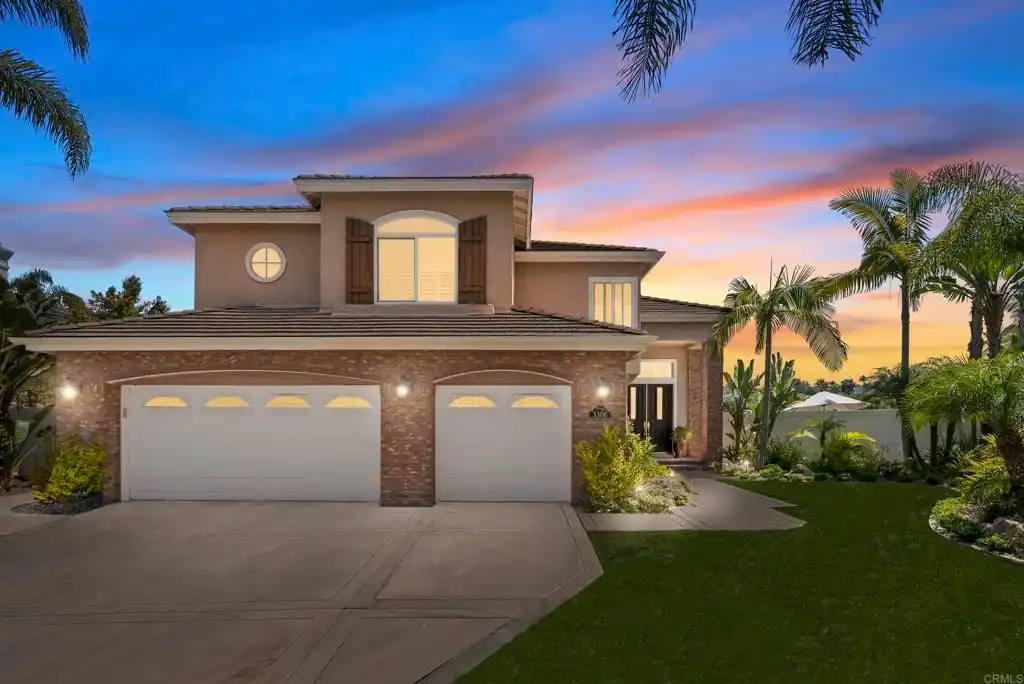 Meticulously Maintained Home in Summerwalk