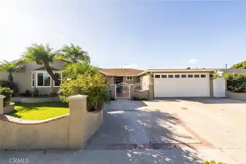 Beautifully Updated Pool Home