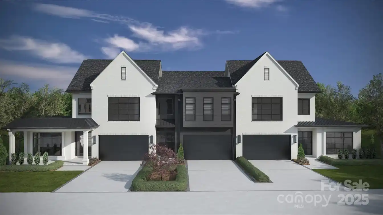 New Luxury Townhome in Sharon Woods
