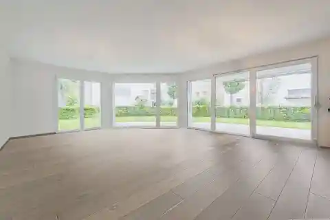 Lovely Open-Plan Flat