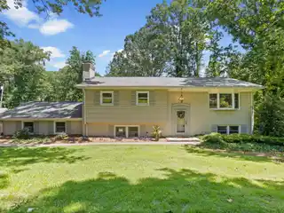 Comfort and Luxury on Paris Mountain