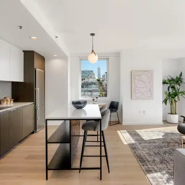 TIMELESS ELEGANCE AND MODERN LUXURY AT THE MARLOW