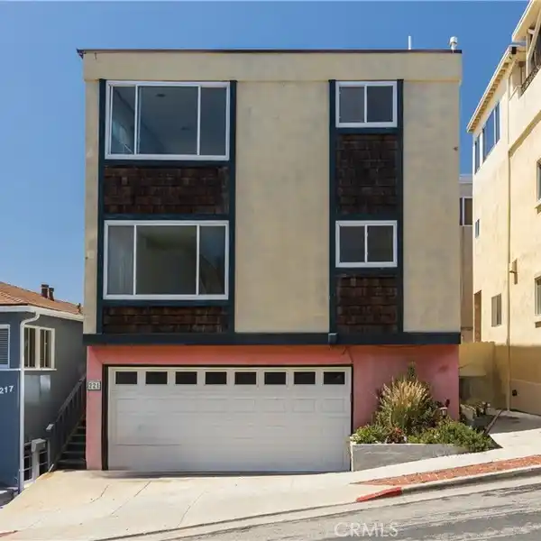 SPACIOUS COASTAL HOME FULL OF POTENTIAL