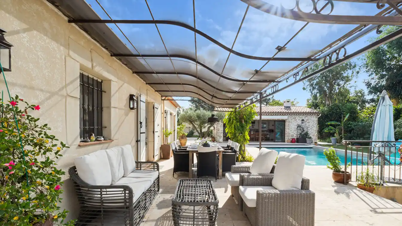 Single Story Villa with a Pool in a Green Setting