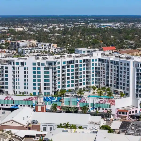 SPECIAL RESIDENCE AT THE MARK SARASOTA