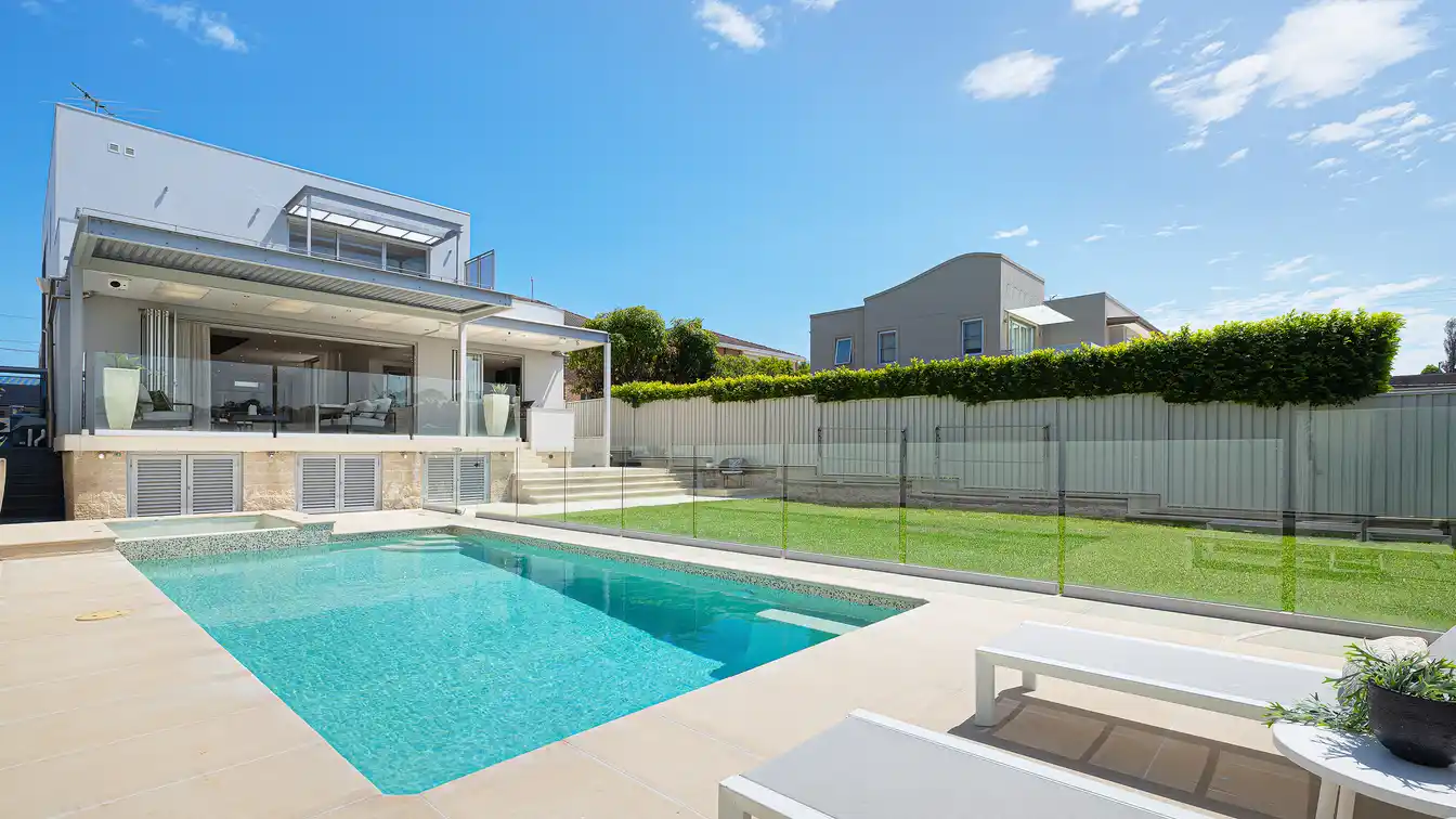 Impressive Contemporary Home