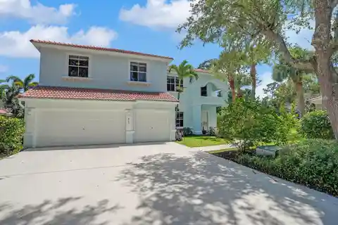 Beautifully Maintained Home in Egret Landing