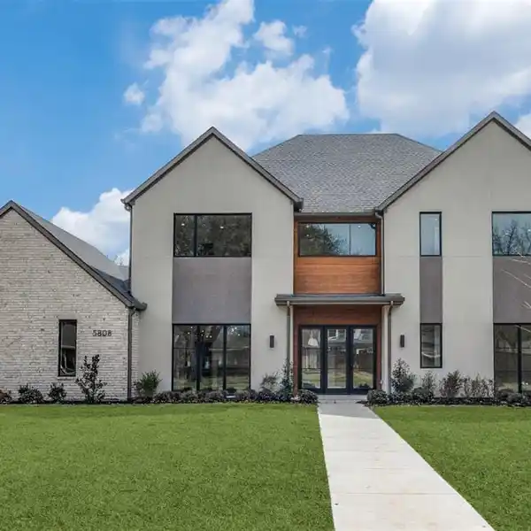 IMPRESSIVE NEW CONSTRUCTION HOME IN MELSHIRE ESTATES