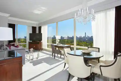 The Perfect Pied-a-terre in Manhattan