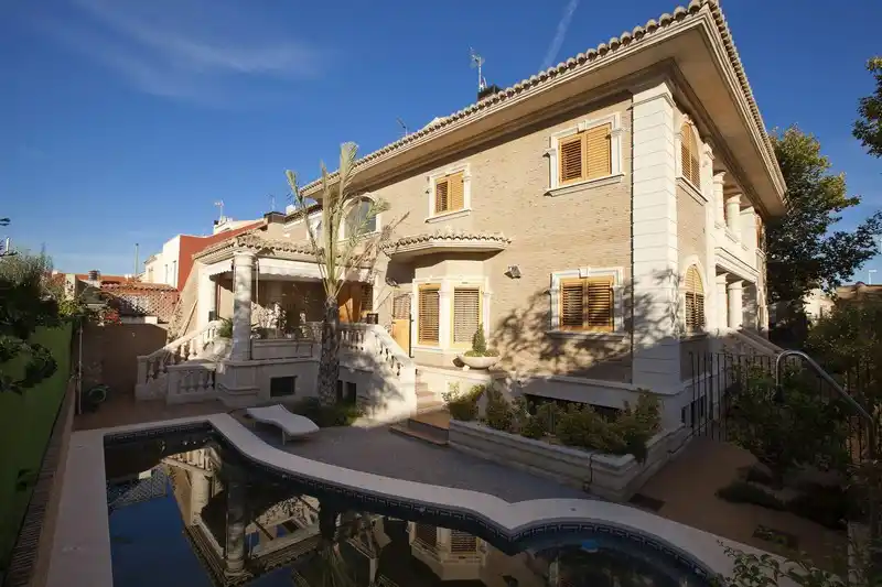 Extraordinary Property in Picanya