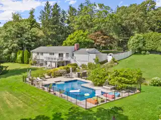 Private One-acre Paradise