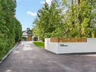 Rare Architectural Luxury Waterfront Residence