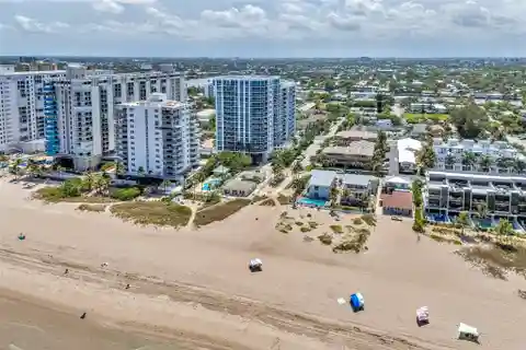 Exquisite Condo with Fabulous Terrace