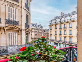 Elegant Charm Opposite Cluny Museum