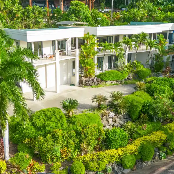 UNDERSTATED CONTEMPORARY LUXURY IN A SOUGHT-AFTER GATED ESTATE