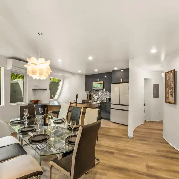 ICONIC CREATIVELY ENGINEERED RESIDENCE