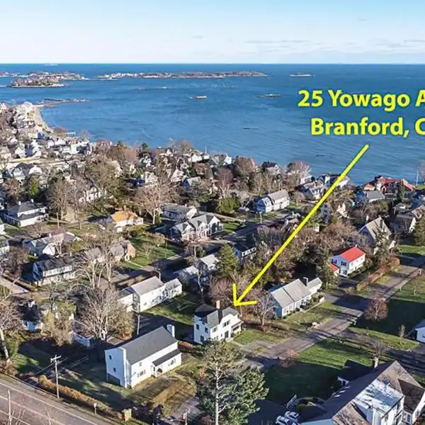 BEAUTIFUL HOME STEPS TO THE BEACH