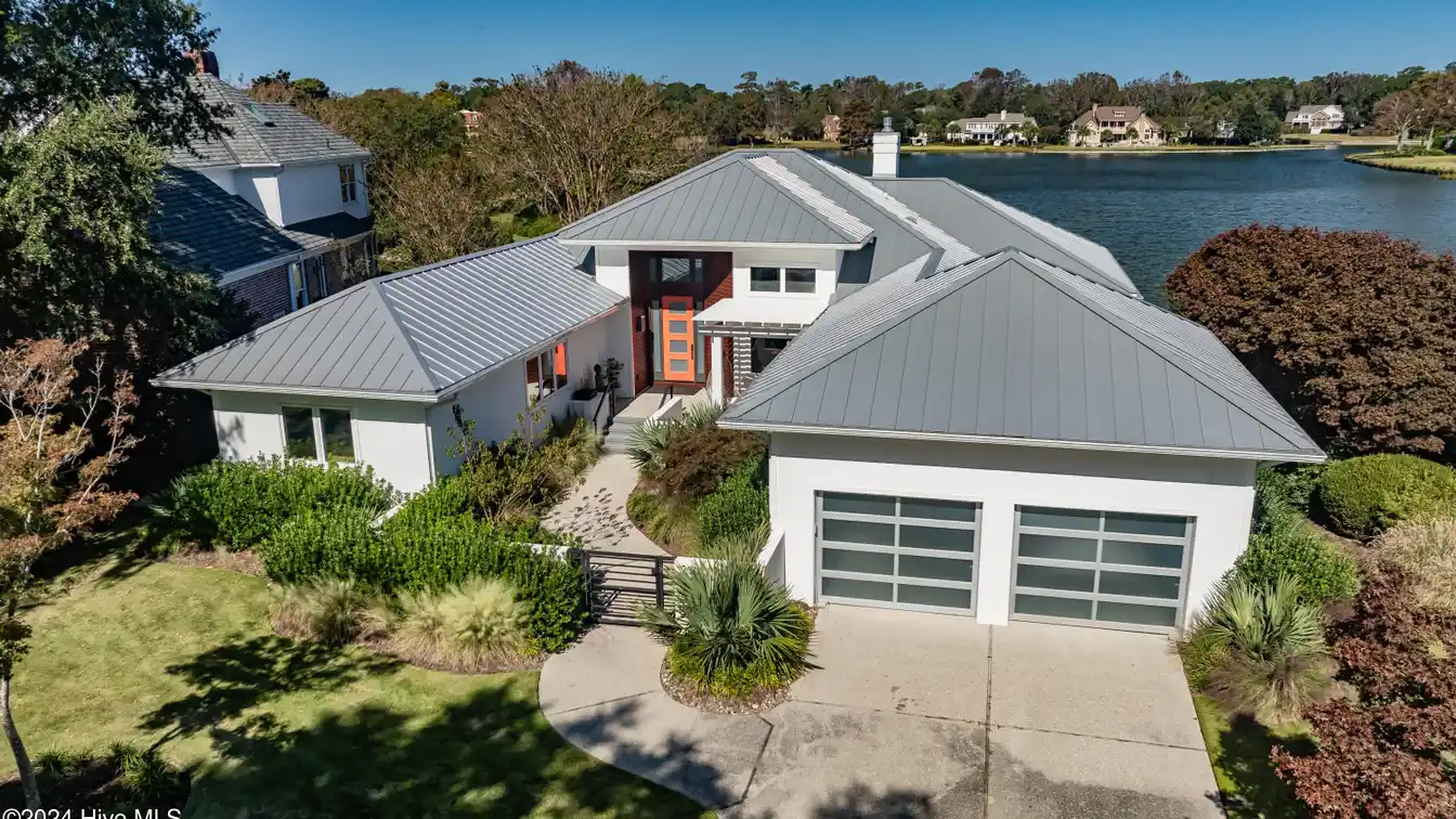 Contemporary Luxury  Home in the Prestigious Lakeside Villas of Landfall