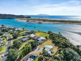 Large Waterfront Property on a Sought-After Street