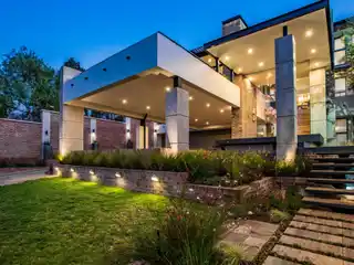 Majestic Home of Great Proportions