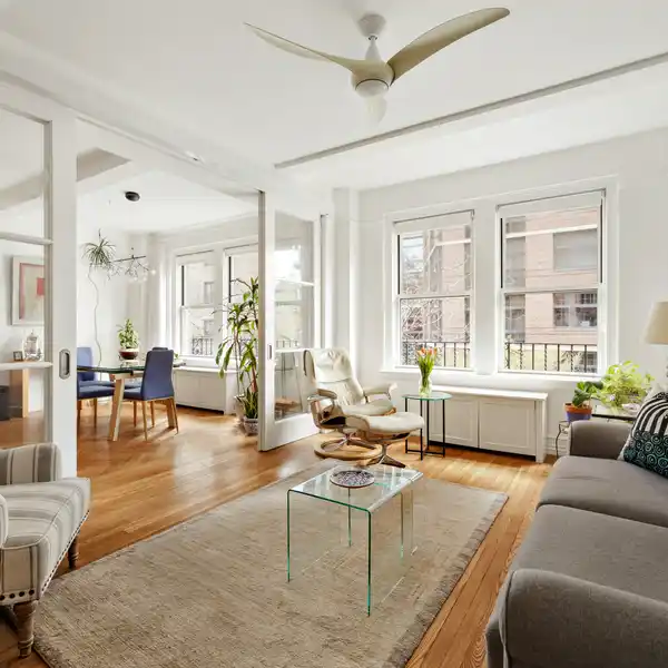 BEAUTIFULLY RENOVATED PREWAR APARTMENT