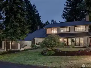 Beautifully Updated Mid-Century Modern Home
