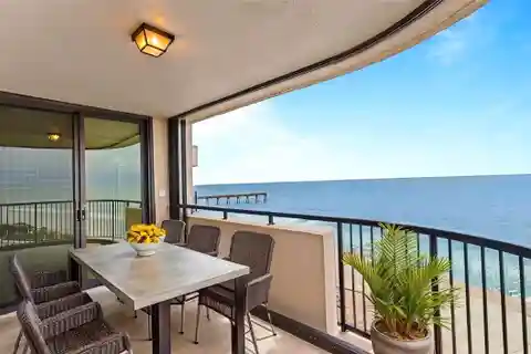 Oceanfront Penthouse Condo with Unobstructed Views