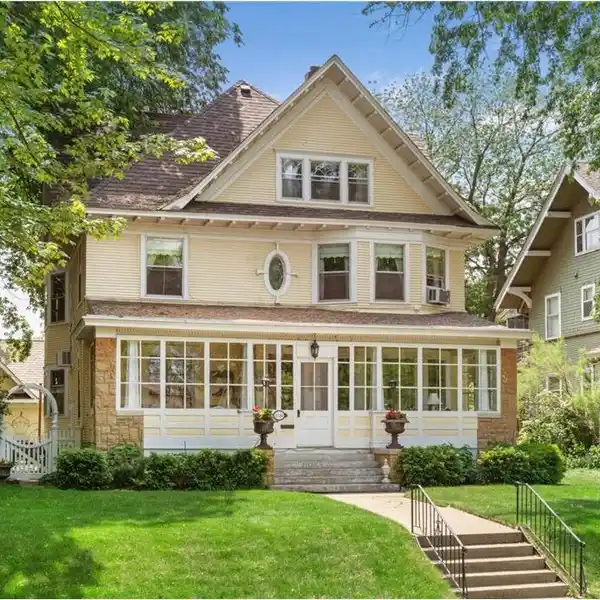 THOUGHTFULLY UPDATED HOME WITH FOUR FINISHES LEVELS