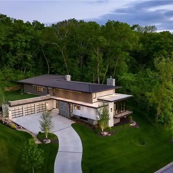 EXQUISITE MODERN ESTATE IN GATED LOCH LLOYD