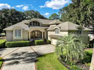 The Ultimate in Golf Course Living