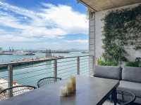 DELUXE SILO APARTMENT WITH MAGNIFICENT OCEAN VIEWS