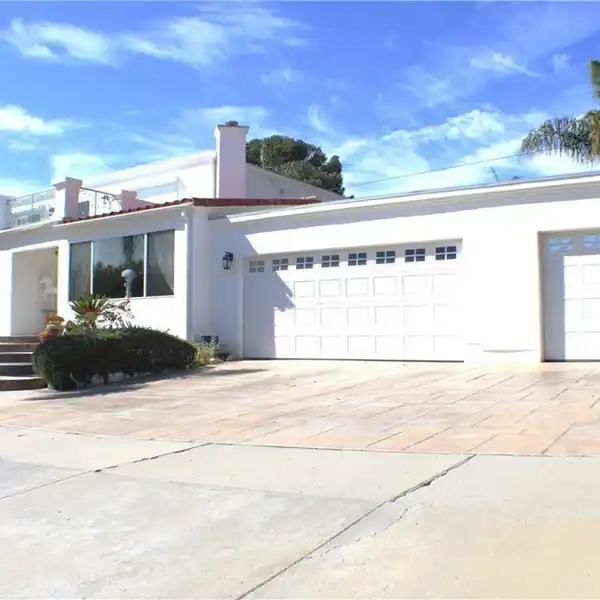 A TRUE RETREAT THAT HAS IT ALL