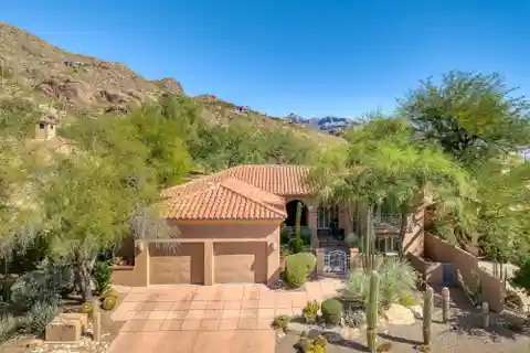 Elegant Golf Course Home in Coveted Ventana Canyon