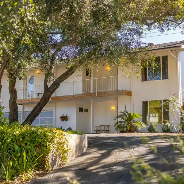 RARE FOUR BEDROOM RETREAT