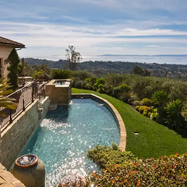 MAGNIFICENT ESTATE WITH A VAST PANORAMA