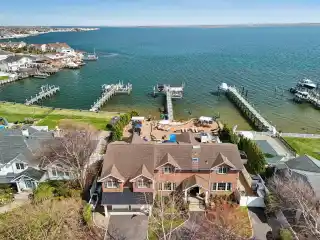 Breathtaking Bayfront Colonial Retreat