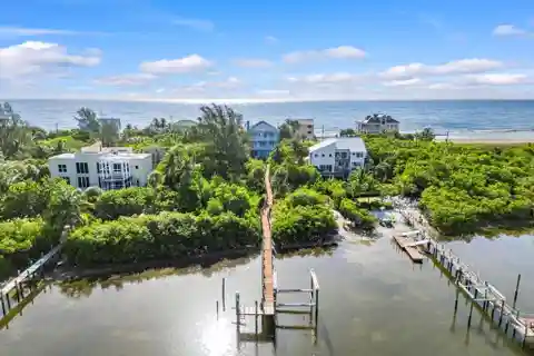Rare Property on Bathtub Beach