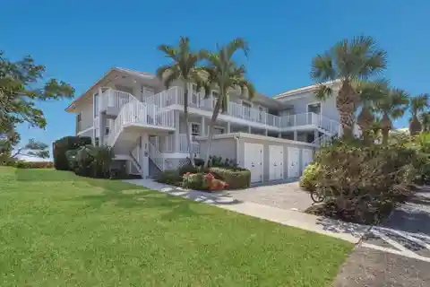 Exquisitely Furnished Condo Overlooking Charlotte Harbor