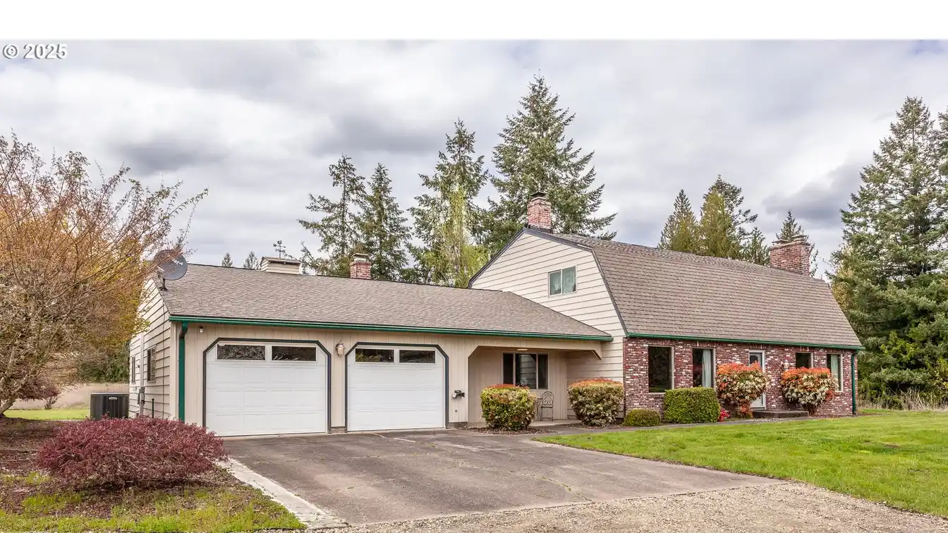 Peaceful Country Living on 5.93 Acres