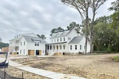 Exclusive New Construction in the Preserve