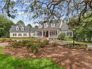 Southern Elegance on 33 Acres by Lake