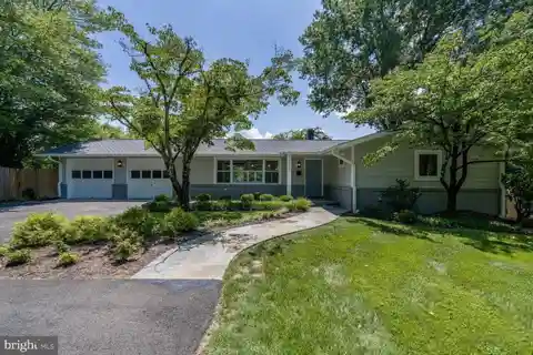 Stylish Collingwood Rambler with Dream Kitchen